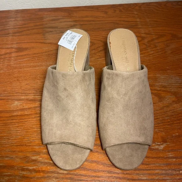 Christian Siriano Tan Women's Block Heel Sandals Women’s 9 - Picture 2 of 2